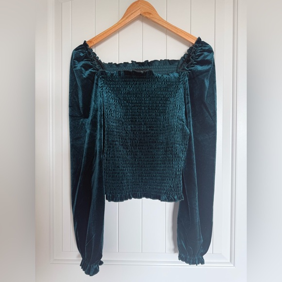Laundry by Shelli Segal Teal Velvet Smocked Puff Sleeve Crop Blouse Boho Medium - Picture 2 of 8